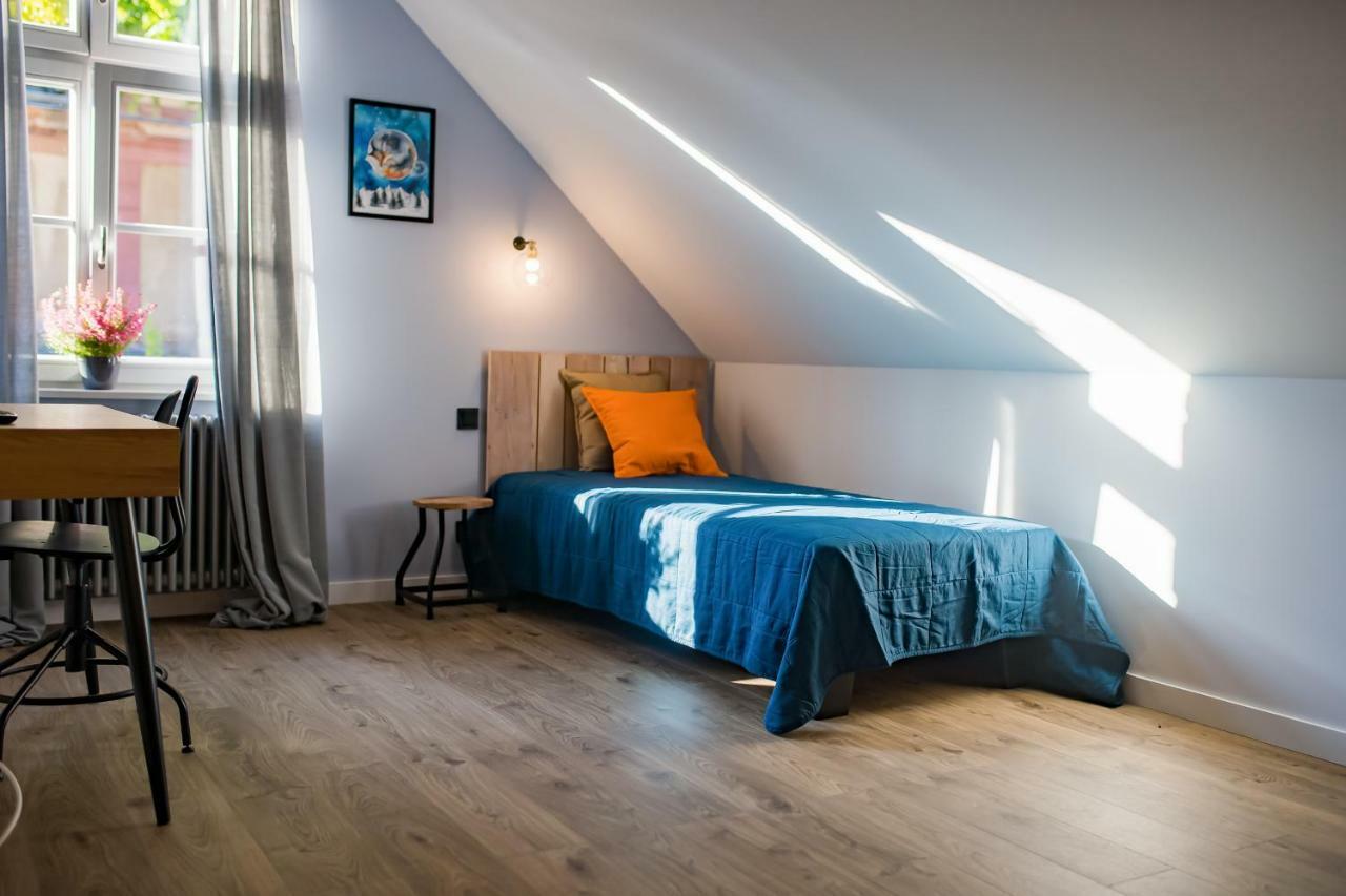 Palac I Folwark Brzeznica エクステリア 写真